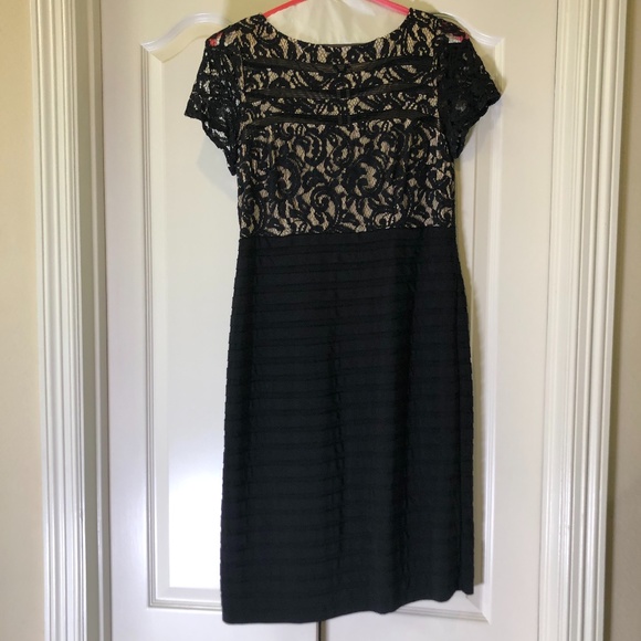 Adrianna Papell Dresses & Skirts - Adrianna Papell black evening dress